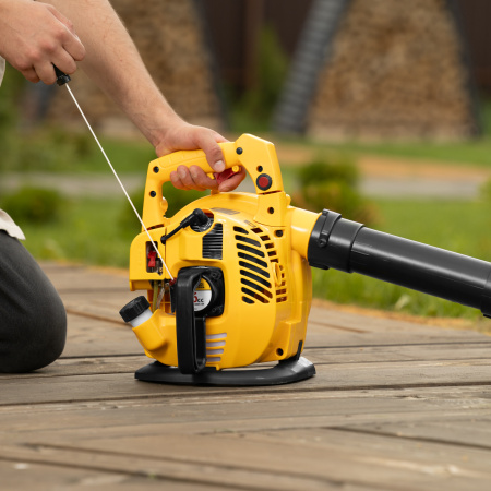 Воздуходувка-пылесос бензиновая GL-260, 26 см3, 1 л.с. Denzel цена