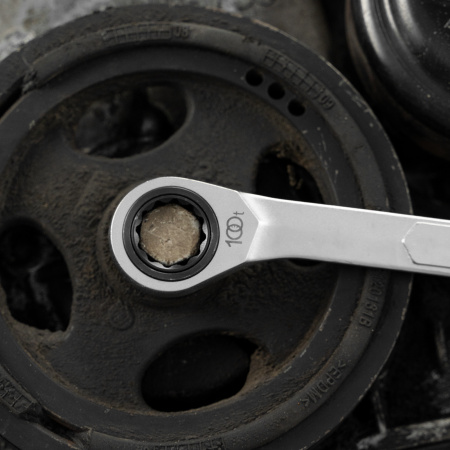 Ключ комбинированный трещоточный, 18 мм, количество зубьев 100 Gross