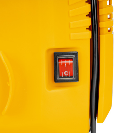 Компрессор воздушный DL1300, 10 бар, 1,3 кВт 180 л/мин 5 л, с набором аксессуаров Denzel