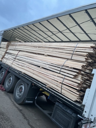 Доска обрезная 25х150х3000мм (1-2 сорт)