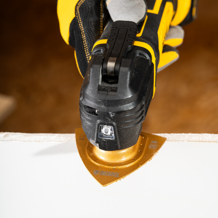 Насадка для МФИ шлифовальная дельтавидная, HM, по плитке и дереву, 78 мм Denzel