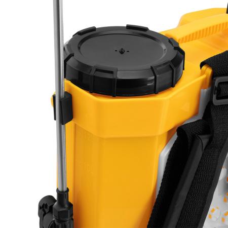 Опрыскиватель ранцевый аккумуляторный D-12LA, 12 л, 12 В, 8 Ач Denzel цена