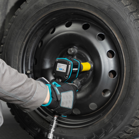 Гайковерт пневматический ударный G985K2, 1/2, 610Нм 9000 об/мин, с набором 17 предметов Gross цена