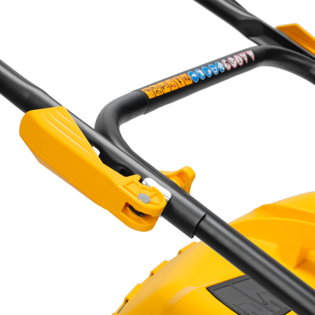 Газонокосилка бензиновая GLD-460, 146 куб.см, ширина 46 см, ручная, 7 уровней, травосборник 50 л Denzel цена