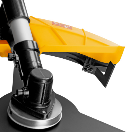 Триммер бензиновый DGT 520, 52 см3, 3 л. с, неразъемная штанга, состоит из 2 частей Denzel цена