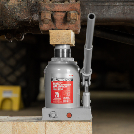 Домкрат гидравлический бутылочный, 25 т, высота подъема 230-360 мм Matrix цена