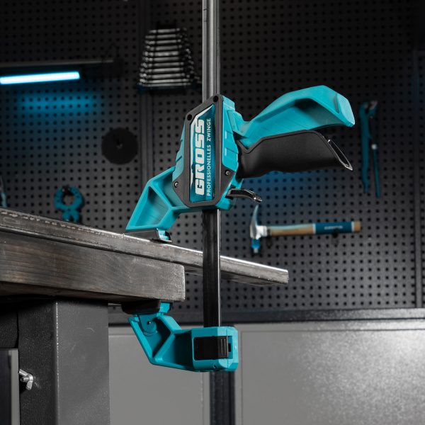 Струбцина реечная, быстрозажимная, пистолетного типа, пошаговый механизм, пластиковый корпус, 450мм Gross цена