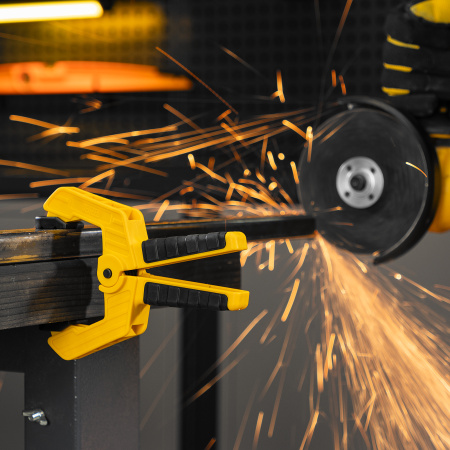 Струбцина клещеобразная, усиленная 65 х 50 мм, двухкомпонентные рукоятки Denzel цена