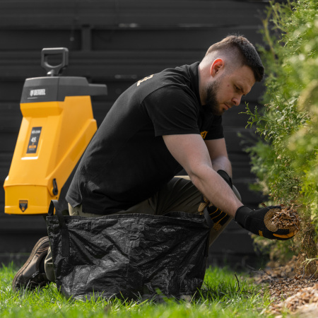 Измельчитель садовый электрический ECS-2500, 2500 Вт, 45 мм Denzel цена