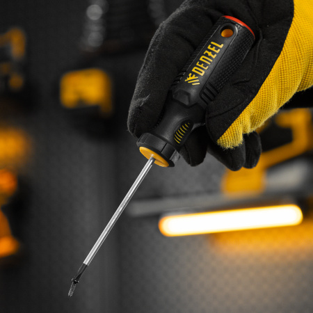 Отвертка, PH0х75 мм, S2, 3к рукоятка Denzel