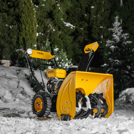 Бензиновая снегоуборочная машина SBM 610, 212 cc, ручной старт, фара Denzel