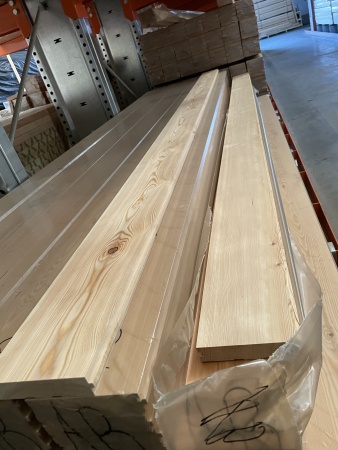 Доска пола шпунтованная 28х140х2000 сорт АБ Лиственница 0.28м2