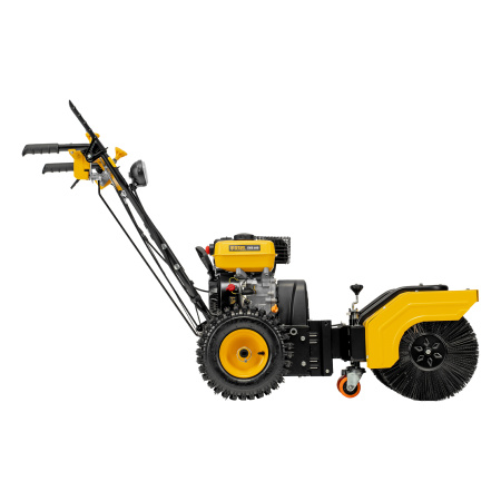 Гибридная снегоуборочная машина с функц. подметания SWB-600, 212 сс, руч. старт, 2 насадки Denzel