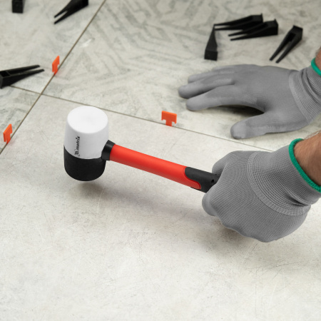 Киянка резиновая, 225 г, черно-белая резина, фибергласовая рукоятка Matrix