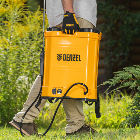 Опрыскиватель ранцевый аккумуляторный D-16LA, 16 л, 12 В, 8 Ач Denzel цена
