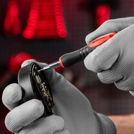 Отвертка для точных работ с насадками Fusion, 22 предмета, в пластиковом пенале Matrix