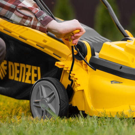 Газонокосилка электрическая GMC-1800, шир. 38см, 1800 Вт, 6 уров., травосб. 35 л Denzel цена