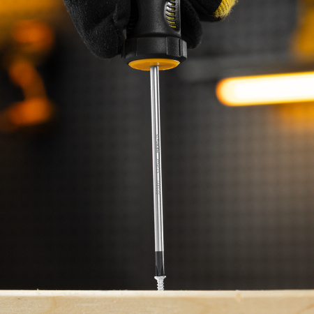 Отвертка, PH0х75 мм, S2, 3к рукоятка Denzel