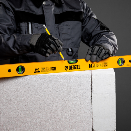 Уровень алюминиевый, 800 мм, фрезерованный, 3 глазка Denzel цена