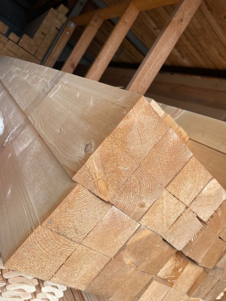 Брусок 50х50х3000 сухой строганный