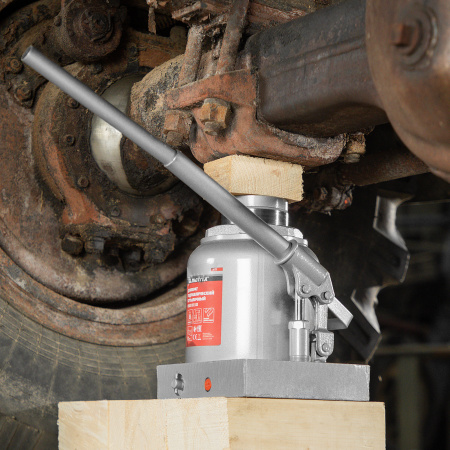 Домкрат гидравлический бутылочный, 50 т, h подъема 236-356 мм Matrix цена