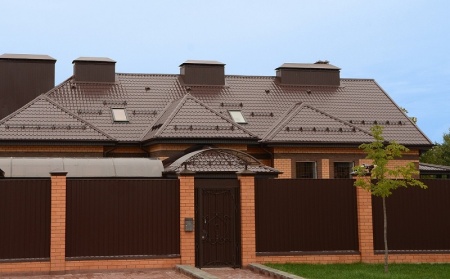 Металлочерепица Монтеррей 0.4 мм 2250х1180 мм коричневый RAL 8017