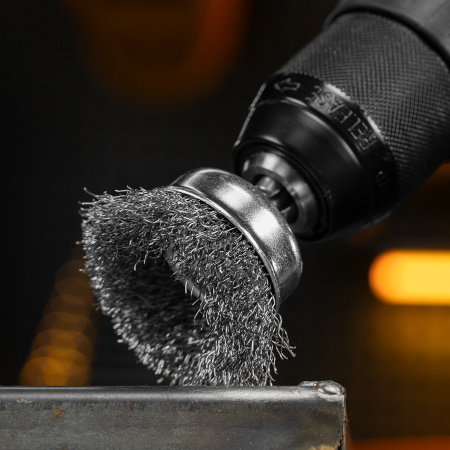 Набор щеток для дрели, 2 Плоские 50-75мм, 3 Чашки 25-50-75мм, шпилька,  нерж.вит. проволока Denzel